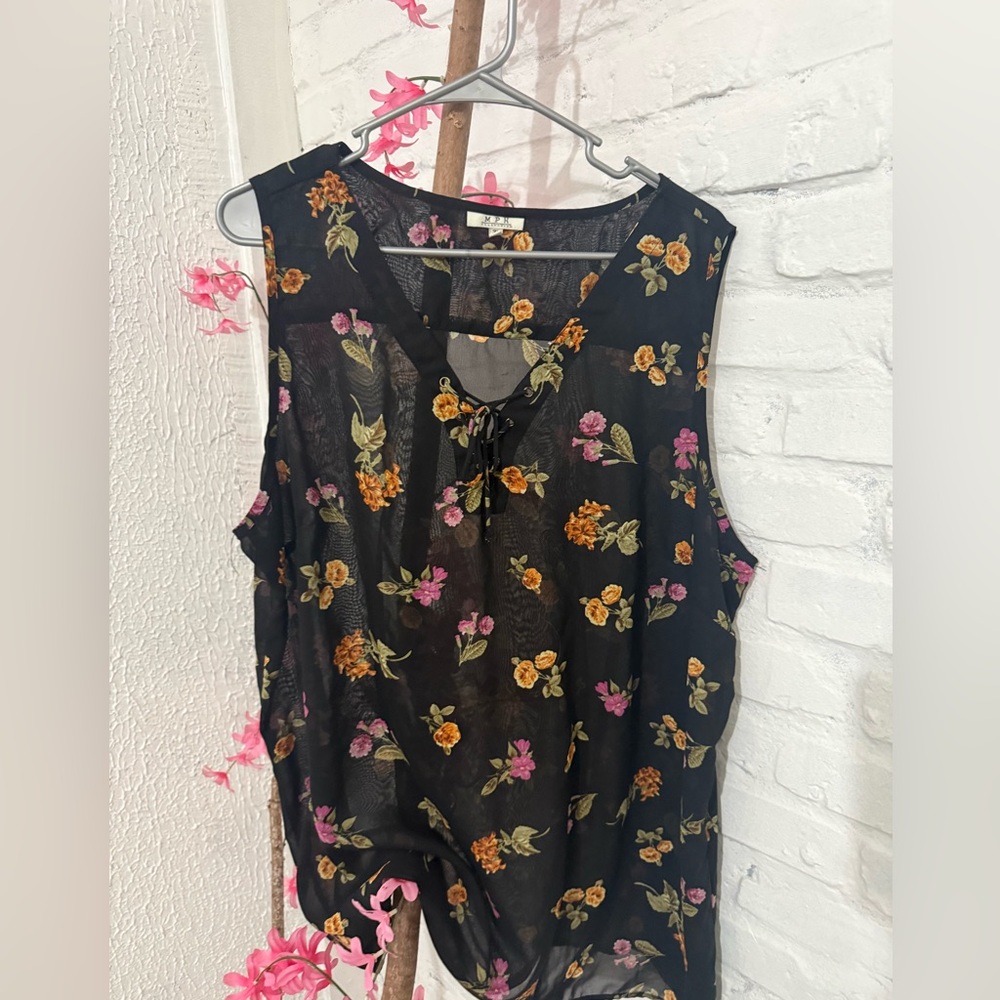 Sleeveless Floral Lace-Up Tank Top - Black with Pink & Mustard Flowers